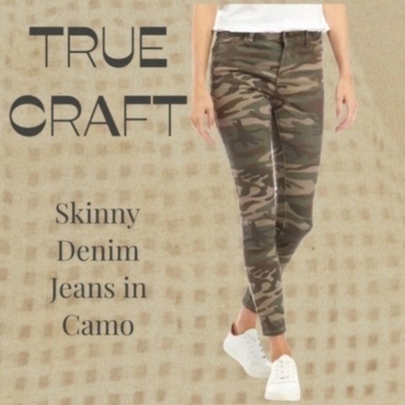 TRUE CRAFT Mid Rise Skinny Denim Jeans in Olive Camo  NWT Sz. 15 Juniors - Picture 1 of 10